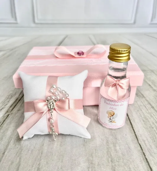 Caixa convite rosa para padrinhos de batismo