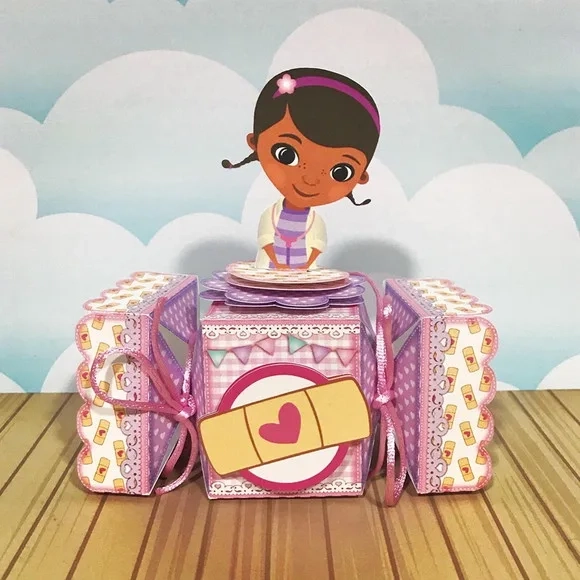 Kit 30 Lembrancinhas Doutora Brinquedos