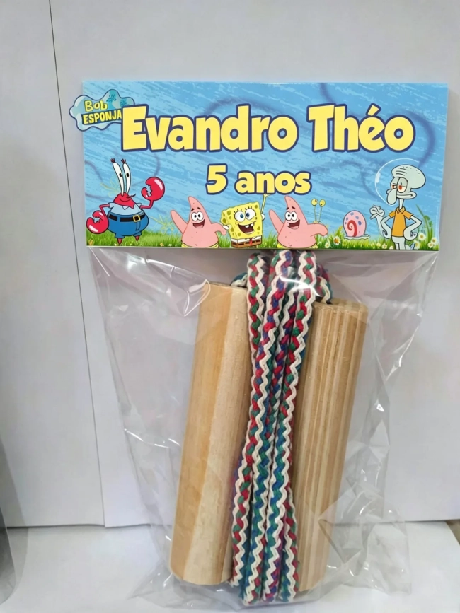 Corda de Pular Perosnalizada  lembrancinhas infantil do Bob Esponja