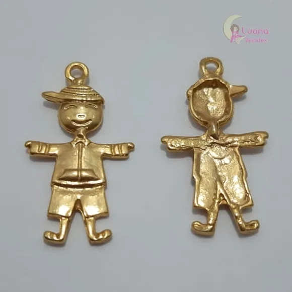 Pingente Menino de Metal Dourado - pct c/9 unid