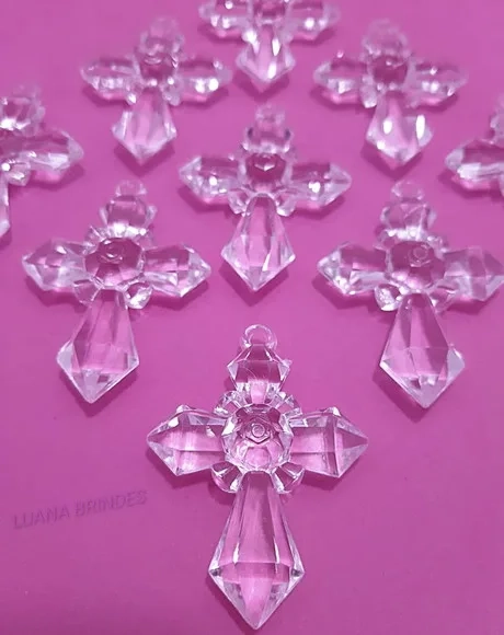 Pingente Cruz Detalhada de Acrílico 4,5cm Pct 6 Unidades