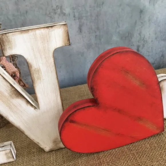 Iniciais com Coração Rústico Envelhecido 20cm