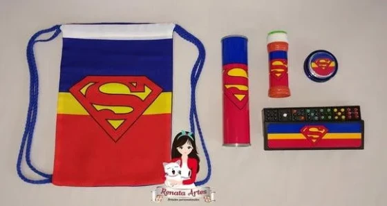 Kit Jogos + Bolha na Mochila Super Homem