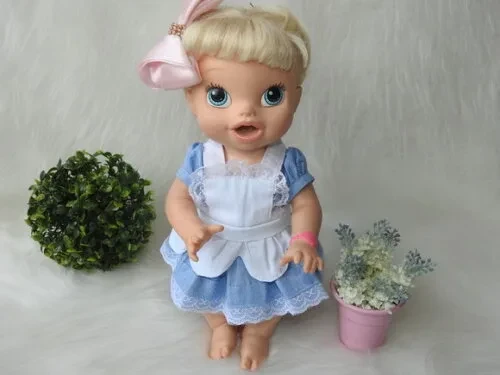 Vestido para Boneca = com Avental