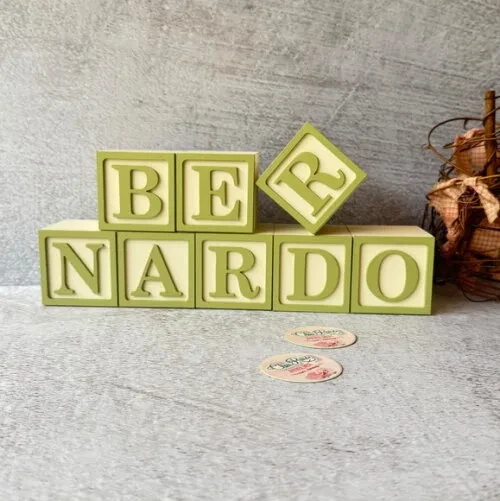 Nome com Moldura Cubos 6x6 Decoração Bebê e Criança