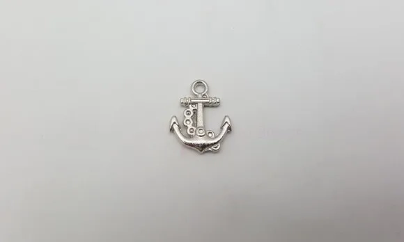 Pingente de Âncora em Metal Prateado de 1,9cm - 20 Unidades