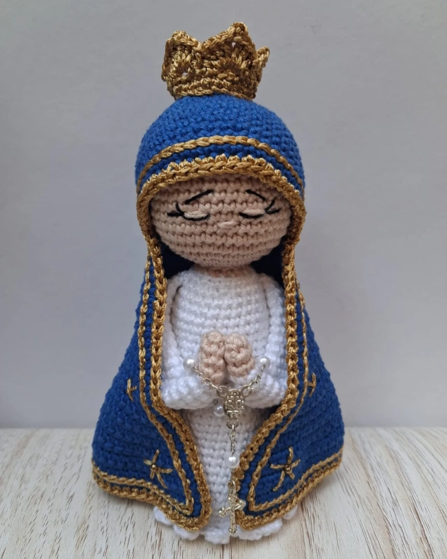 Nossa Senhora Aparecida Decoração em Crochê Amigurumi Catolicismo Fé