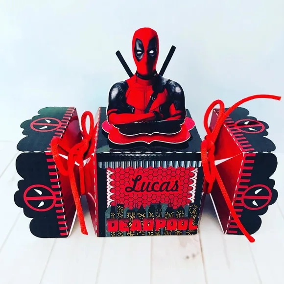 Kit 60 Lembrancinhas Deadpool