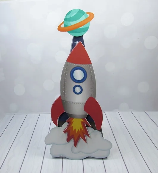 Caixa Pirâmide - Astronauta