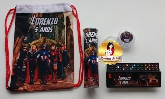 os Vingadores - Kit Jogos na Mochila Personalizado