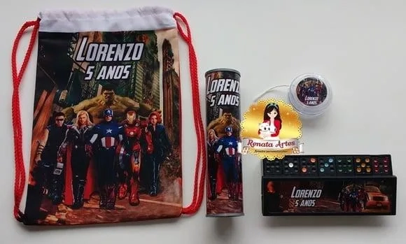 os Vingadores - Kit Jogos na Mochila Personalizado