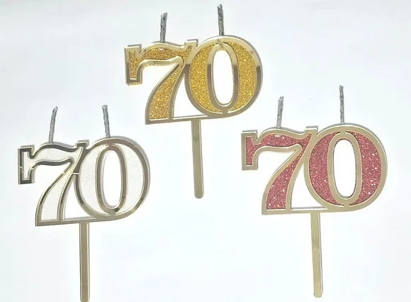 Vela 70 Anos Dourado Acrílico Pavio Magico - 1 Peça