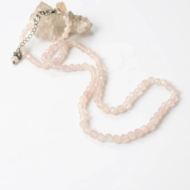 Choker Colar Quartzo Rosa Facetado 4mm e Aço Inox
