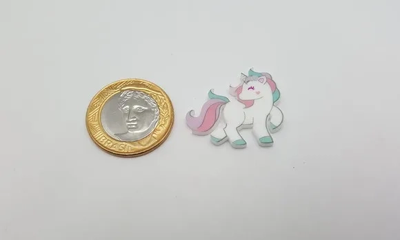 Pingente de Unicórnio em Acrílico U.V. de 2,7cm - 8 Unidades