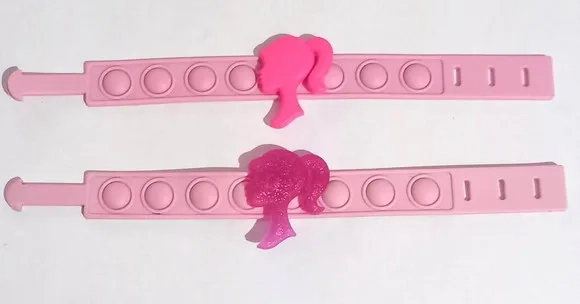 Pulseira Silhueta Barbie e Nome Variados Emborrachado
