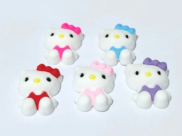 Aplique Hello Kitty 3cm Emborrachado Pacote com 5 Unidades
