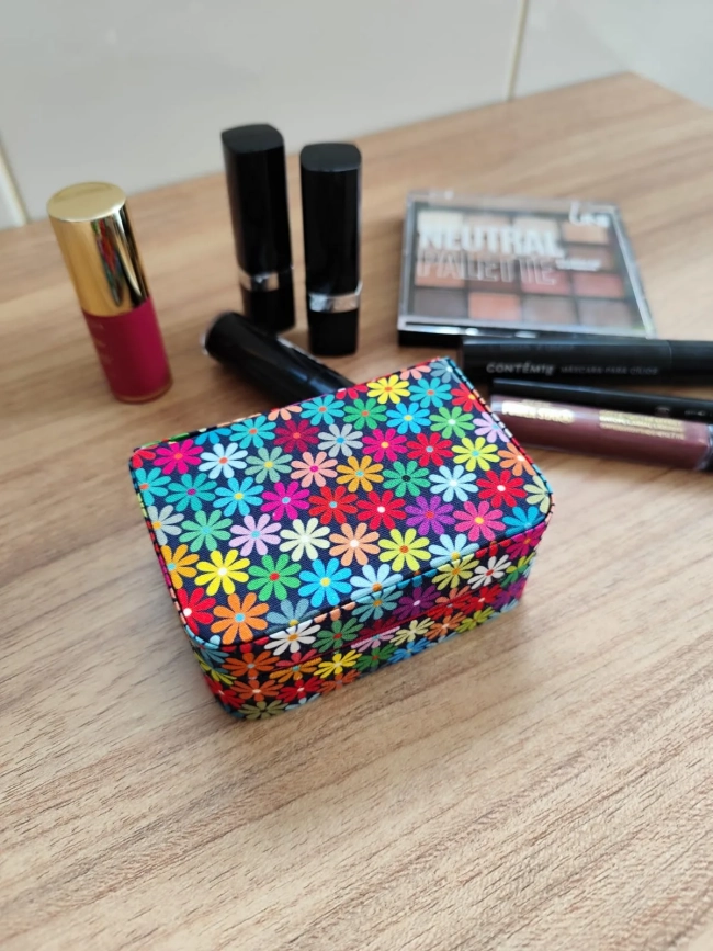 Maleta Petit (porta batom)