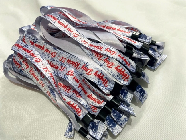 Pulseiras Personalizadas de Tecido Festas e Eventos !