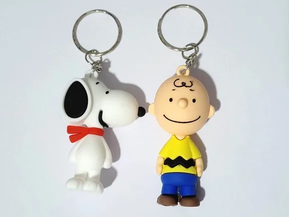Chaveiro Charlie Brown e Snoopy Pacotes com 2 Unidades