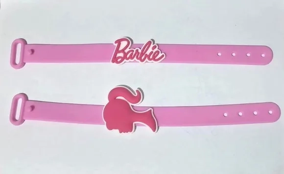 Pulseira Silhueta Barbie e Nome Lilás Emborrachado 4 Unidade