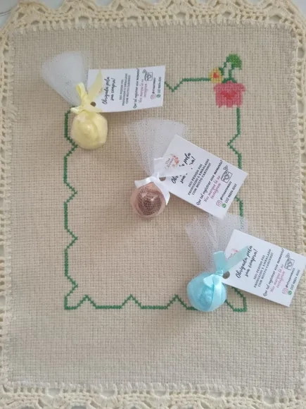 Lembrancinha / Mini Sabonete - Rosinha
