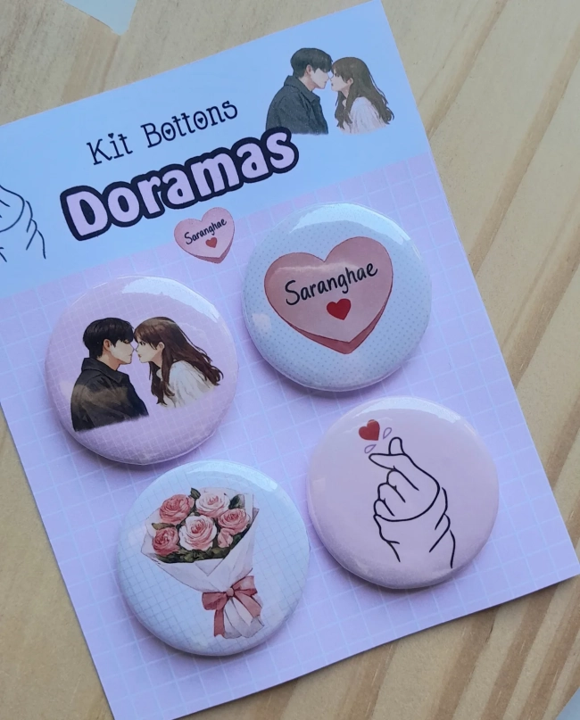Cartela c/ 04 Bottons Tema Doramas
