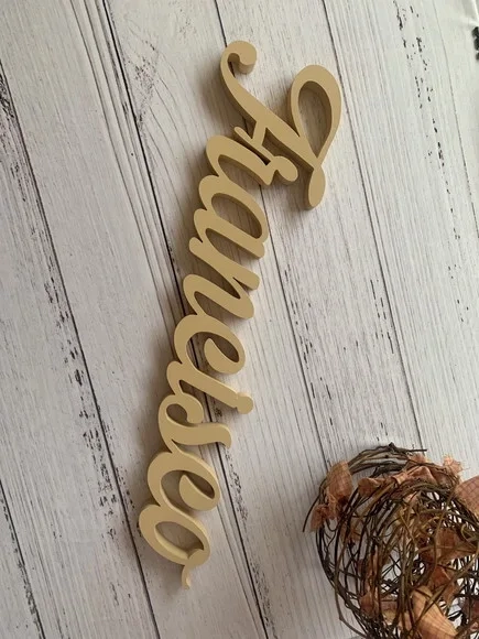 Decoração de Quarto Bebê - Letra Cursiva -nome em mdf