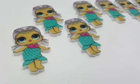 Pingente LOL Merbaby em Acrílico UV de 3,9cm