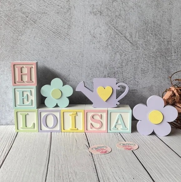 Jardim- Cubo 6x6cm Pastel- Regador- Flores Decoração Bebê