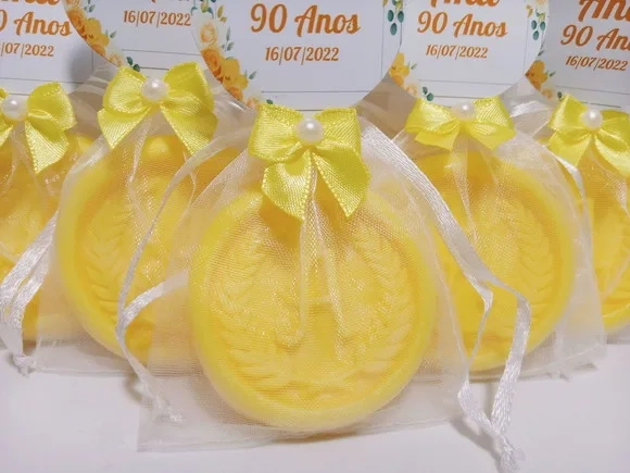 Lembrancinha 90 Anos, Sabonete Letra Inicial Personalizada
