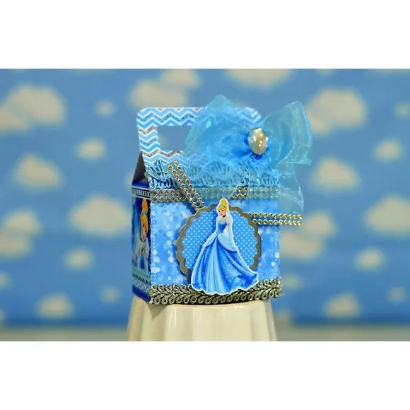 Kit 30 Lembrancinhas Cinderela