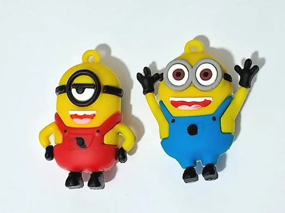 Pingente Minions 3d Emborrachado Pacote com 2 Unidades