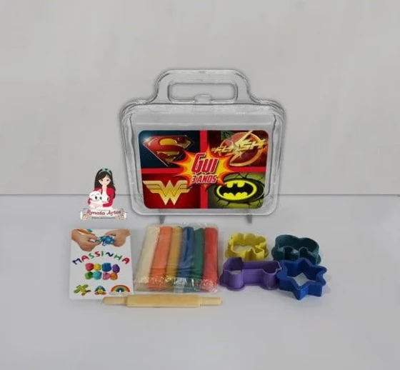 Kit Massinha na Maleta Liga da Justiça