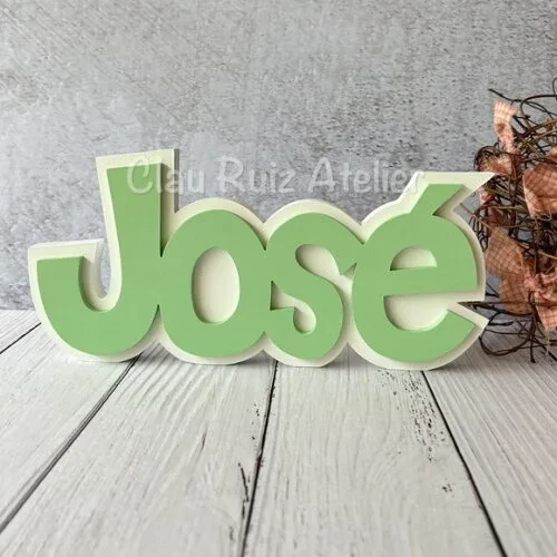 Nomes em Sobreposição Decoração de Bebê