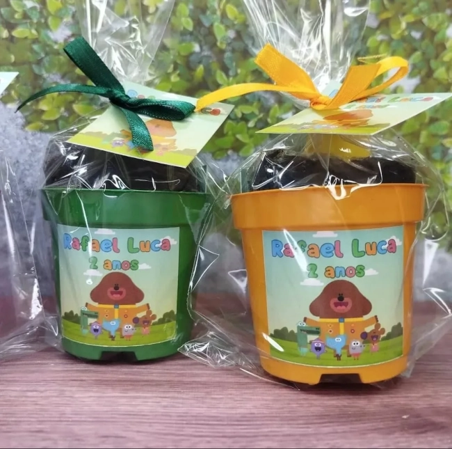 20 unidades Kit Jardinagem Hey DUGGEE - Trabalhamos com qualquer tema - Informar tema no chat.