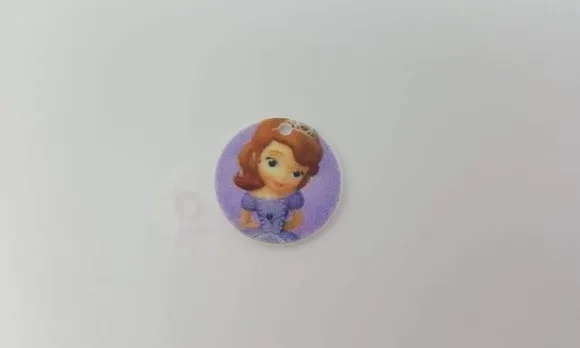 7 Pingentes da Princesinha Sofia em Acrílico com 2,1cm