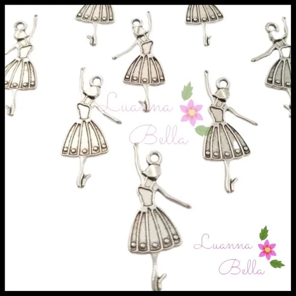 Pingente Bailarina Metal Prata - Pct c/12 unidades