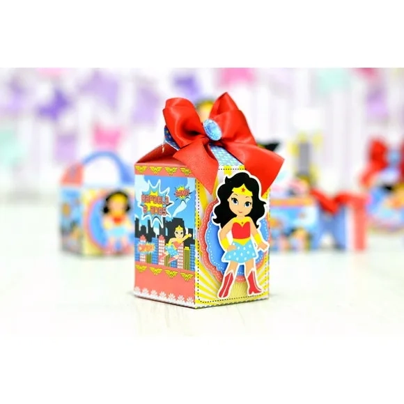 Kit 60 Lembrancinhas Mulher Maravilha