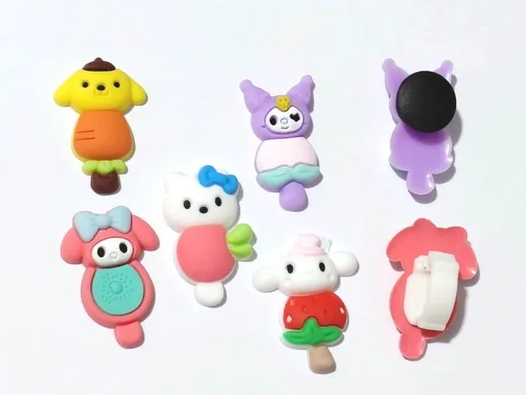 Pins Turma da Hello Kitty para Tênis ou Crocs - 10 Unidades