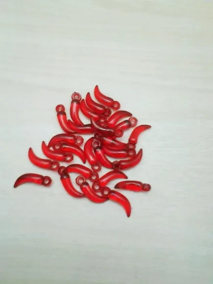 Pimenta Pingente Vermelha Mini de Acrilico 50 Unidades