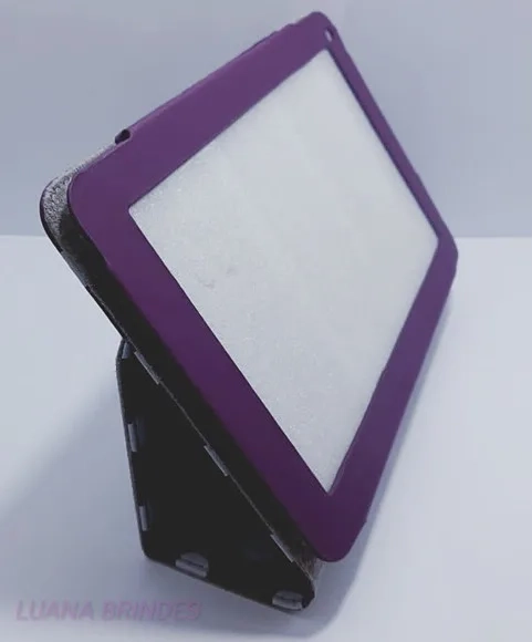Capa Roxa de Couro para Tablet - 1 Unidade
