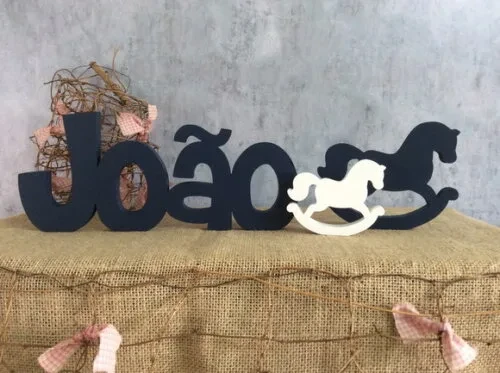 Letras Decorativas em MDF + cavalinhos