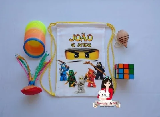 Mochila Brinquedos Retrô Tema Ninjago Branco