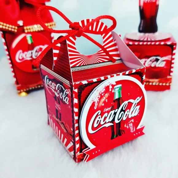 Kit 60 Lembrancinhas Coca Cola