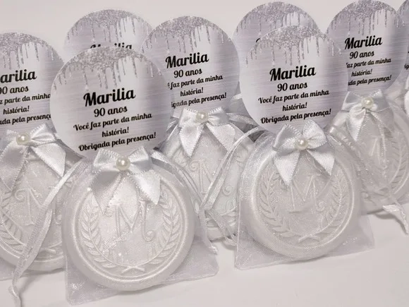 Lembrancinha 90 Anos, Sabonete Letra Inicial Personalizada