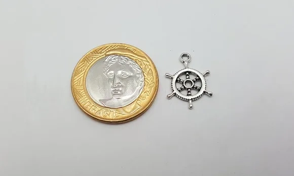 Pingente de Leme em Metal Prateado de 1,9cm - 20 Unidades