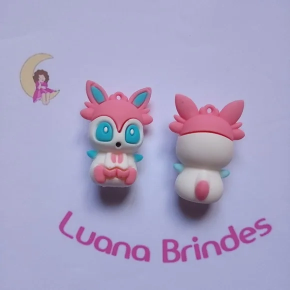 Pingente Pókemon Rosa de Borracha 5cm Pct 2 Unidades