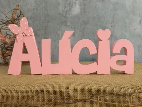 Nome em MDF Personalizado com para Quarto de Bebê - Letras Decorativas Infantis - Tema Jardim das Borboletas