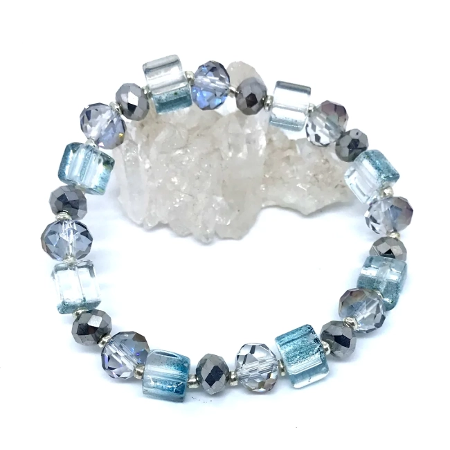Conjunto Luxo Brinco e Pulseira Cristal Boreal (Cinza Azulado)
