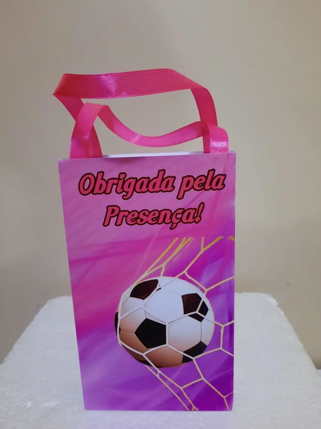Sacolinhas Personalizadas Futebol Rosa para Lembrancinhas